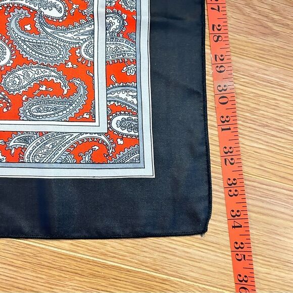 VINTAGE RED GREY PAISLEY SCARF - Picture 3 of 5